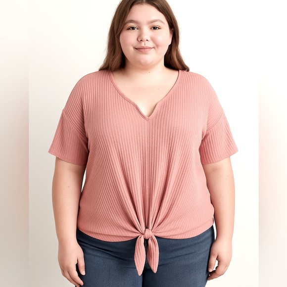 revive Tops - Revive pink shirt, size 2xl juniors